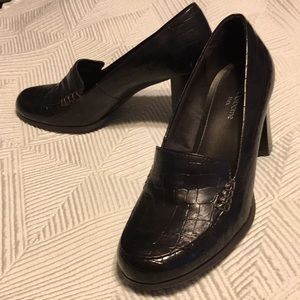 Very comfortable LIZCLAIRBORNE coat shoes